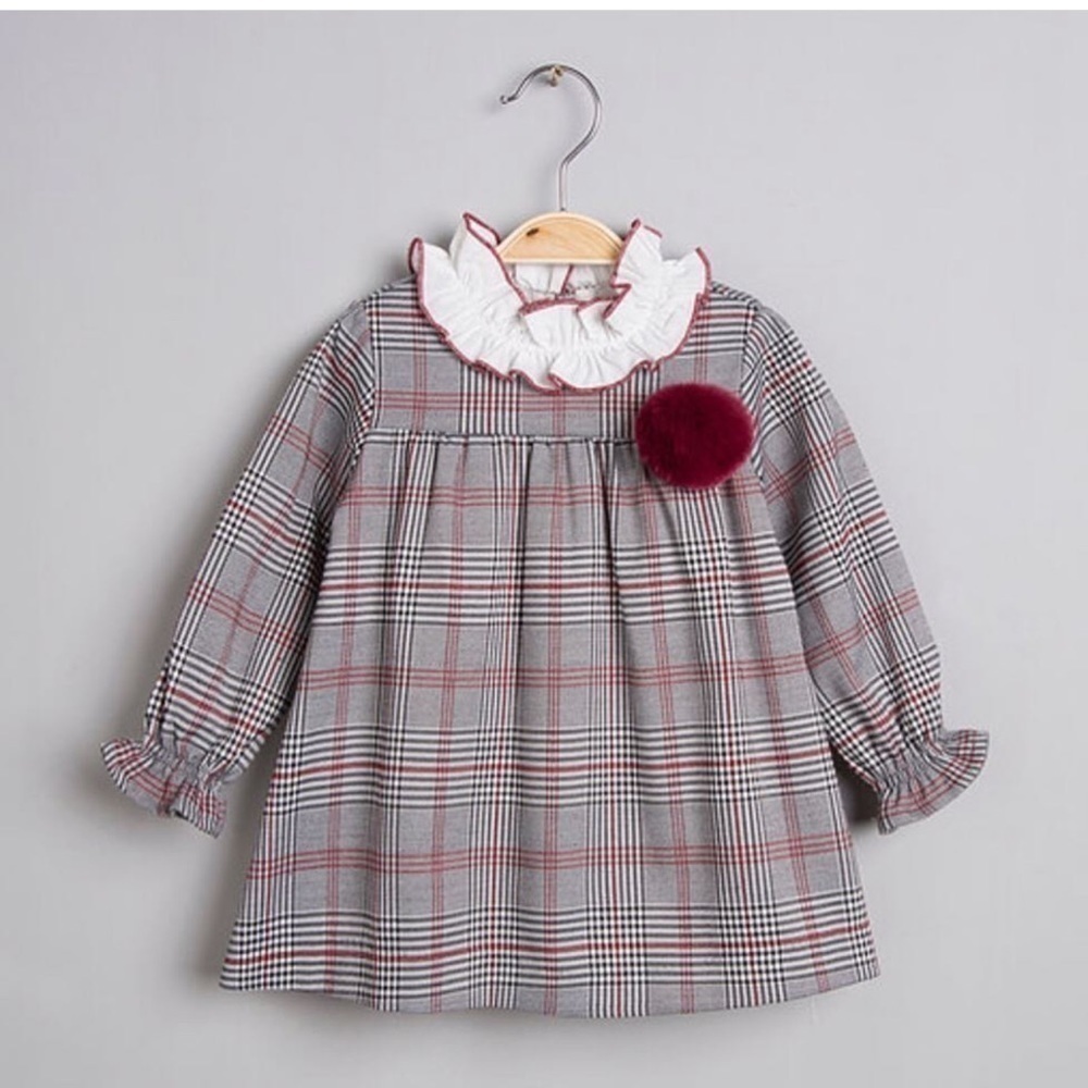 𝅺plaid Spanish dress